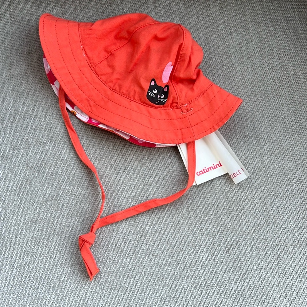 NWT Catimini reversible baby hat
